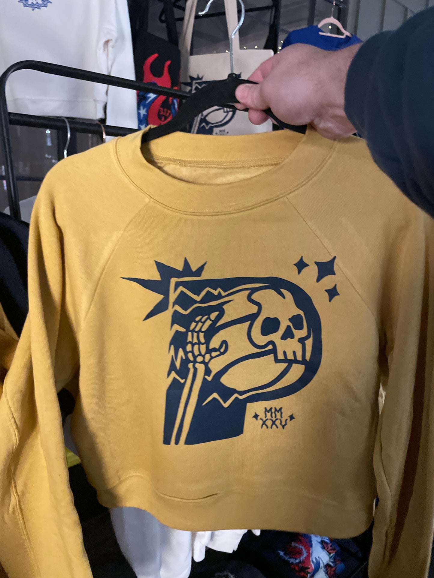 Y'ALL STARS DEAD DUNK CROP CREW